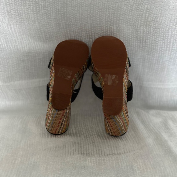 Get more beauty, women’s multicolored woven wedge sandal, size 4 1/2 - Picture 5 of 5